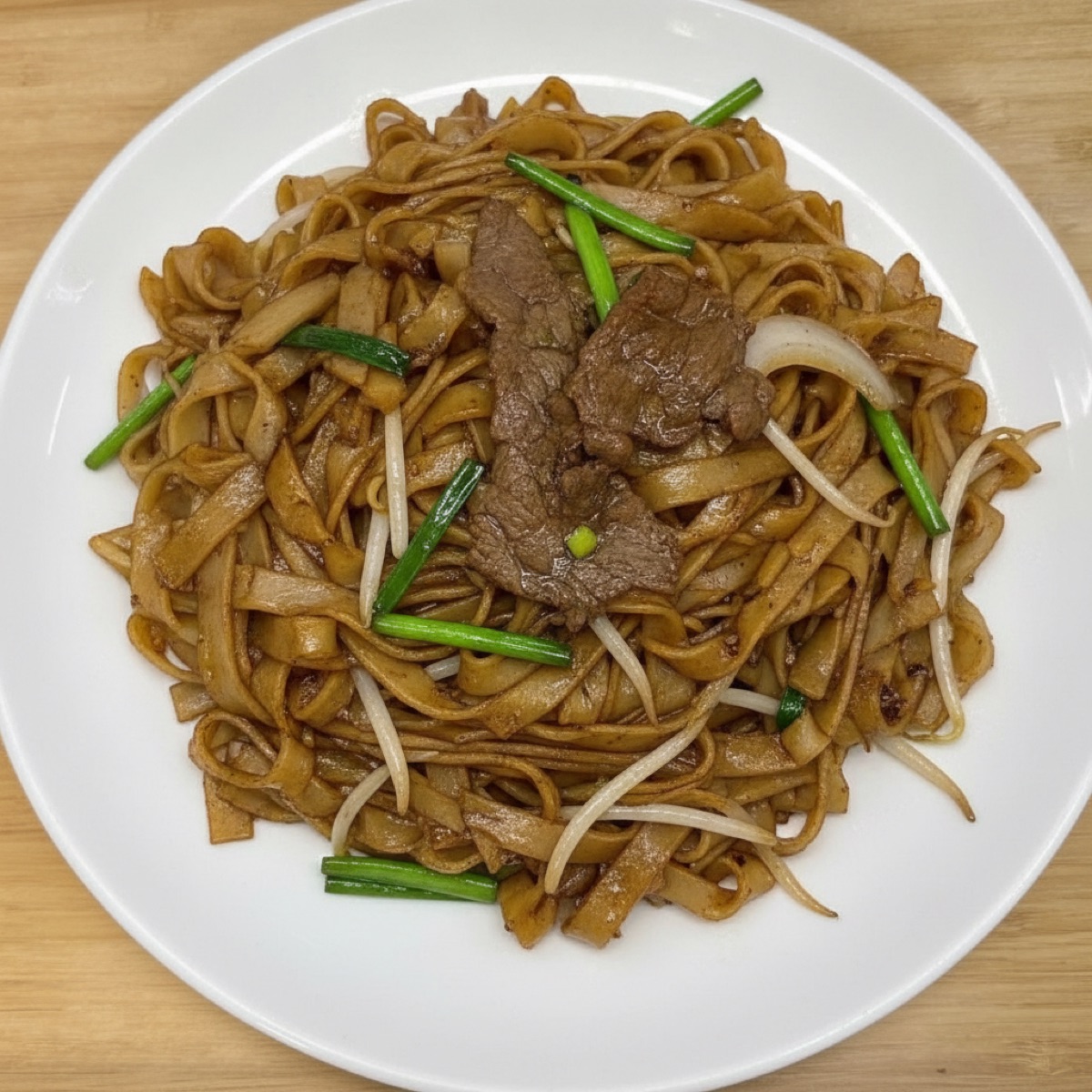 Fried Ho-Fun with Beef, Chives & Soy Sauce